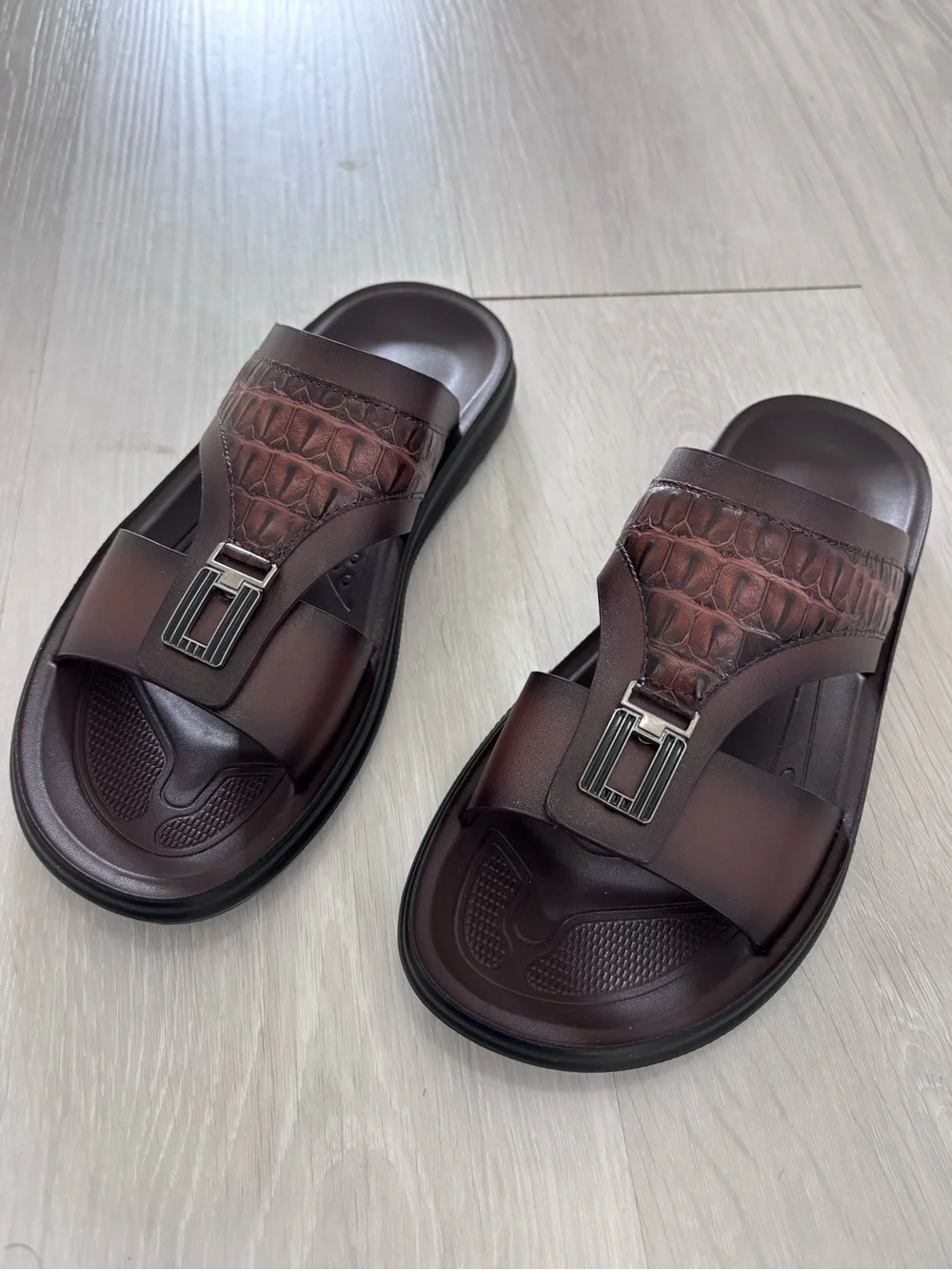Men's Brown Slide Sandals with Croc-Texture Strap